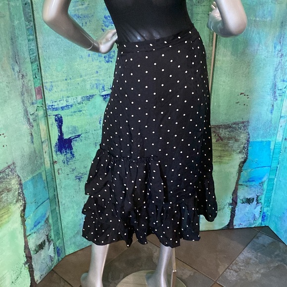 H&M Black Polka Dot Satin Ruffle Skirt - Picture 4 of 6